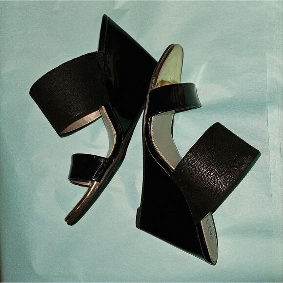 A.N.A. Wedge Sandals - Picture 4 of 5